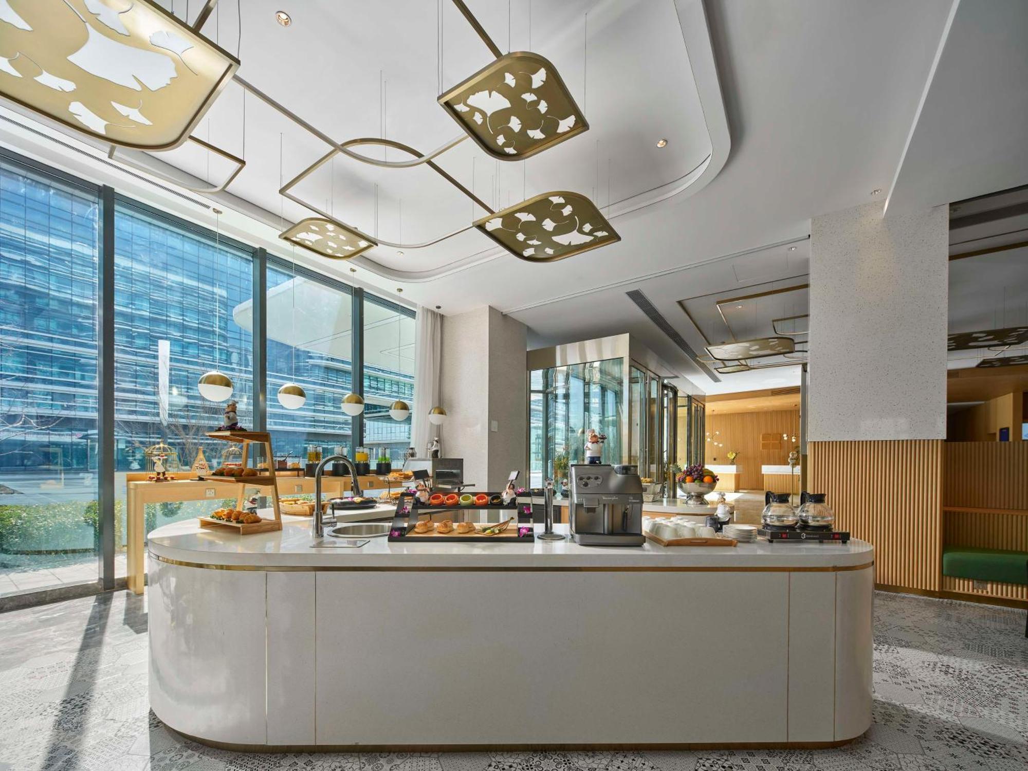 Hilton Garden Daxing International Airport Hotel 4*