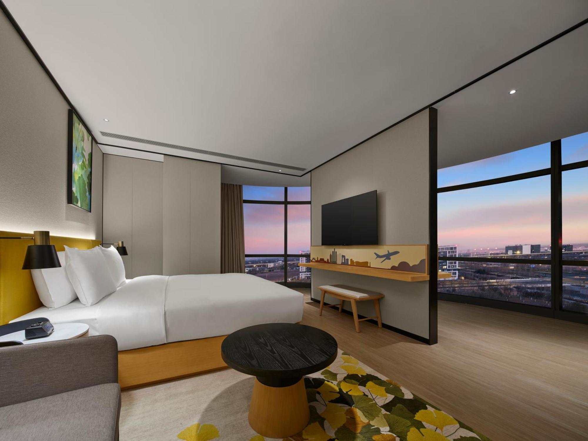 Hotel Hilton Garden Daxing International Airport 4*